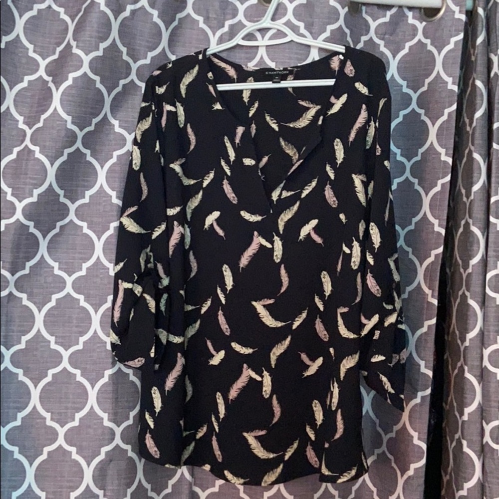 Blouse with feather pattern 2x